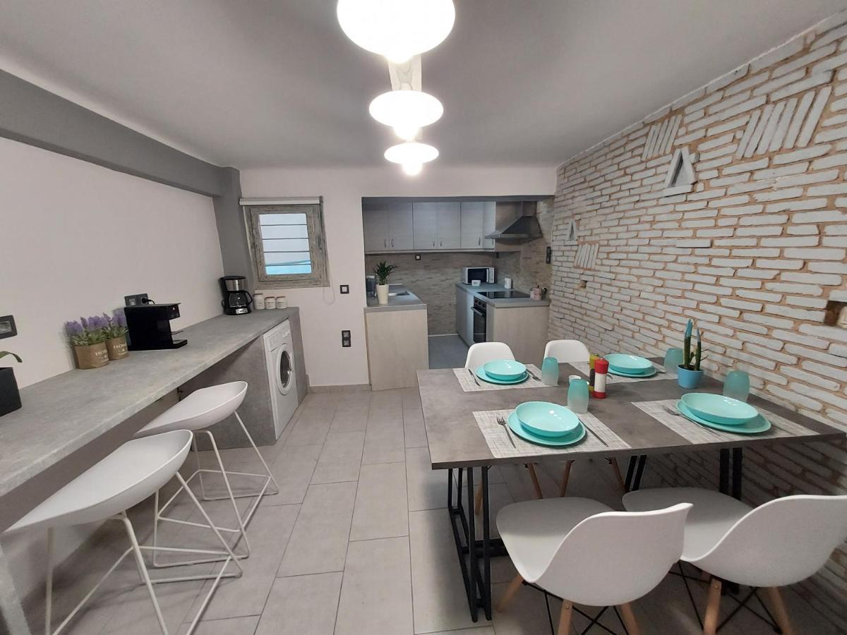 Anastasia's With Yard Apartment Athens
